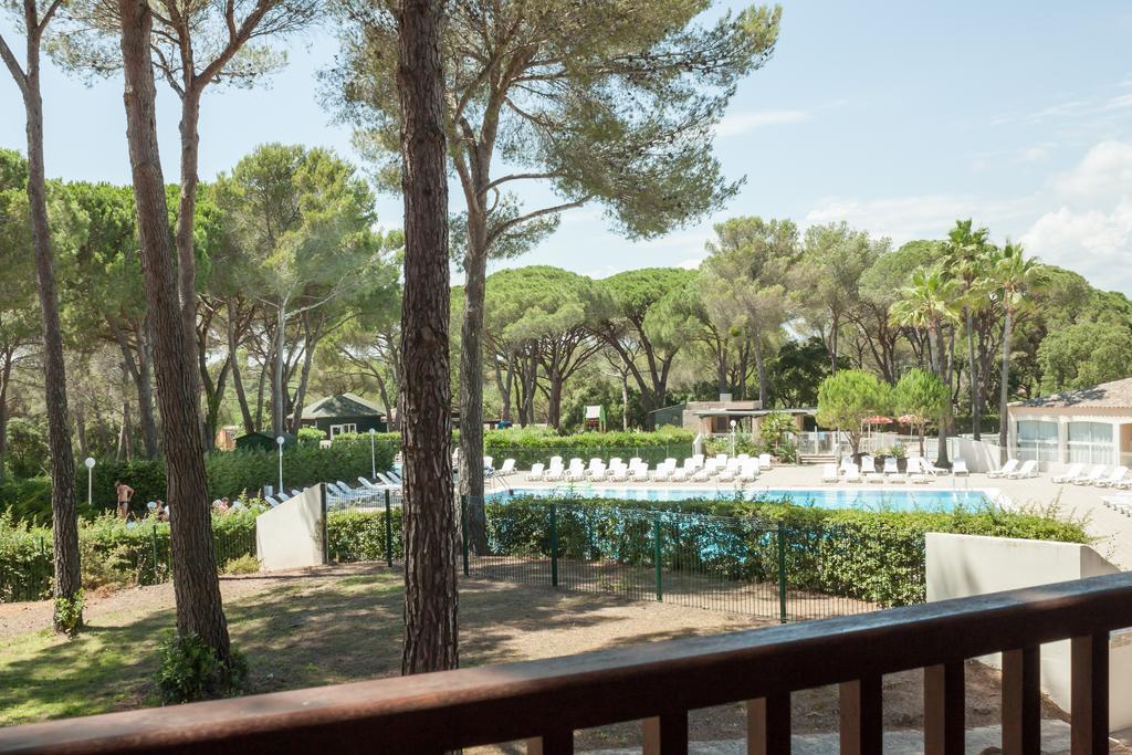 Residence Pierre & Vacances Valescure Saint-Raphaël Buitenkant foto