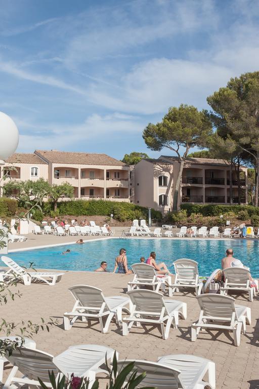 Residence Pierre & Vacances Valescure Saint-Raphaël Buitenkant foto